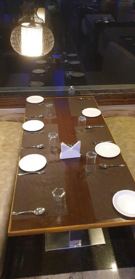 Hotel Fortune M R Grands Suluru Dış mekan fotoğraf